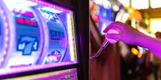 8090 slots ကစားရာဌာနချုပ်